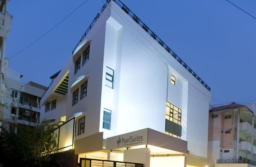 PearlSuites 1