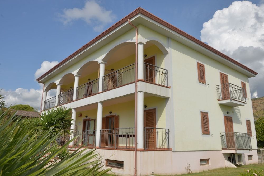 Larus Hotel 1