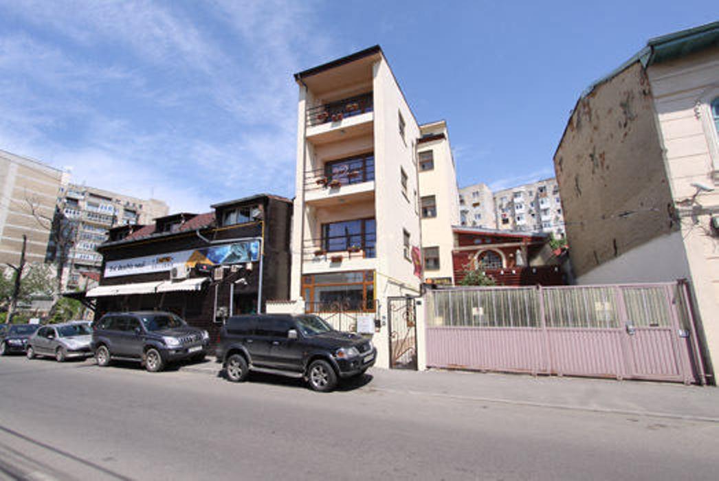 Ave Hotel Victoriei 1