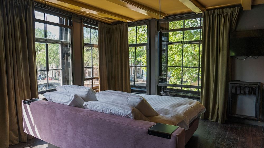 Hotel Frank since 1666 1
