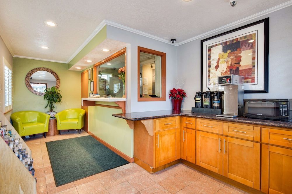 Americas Best Value Inn Richmond 2