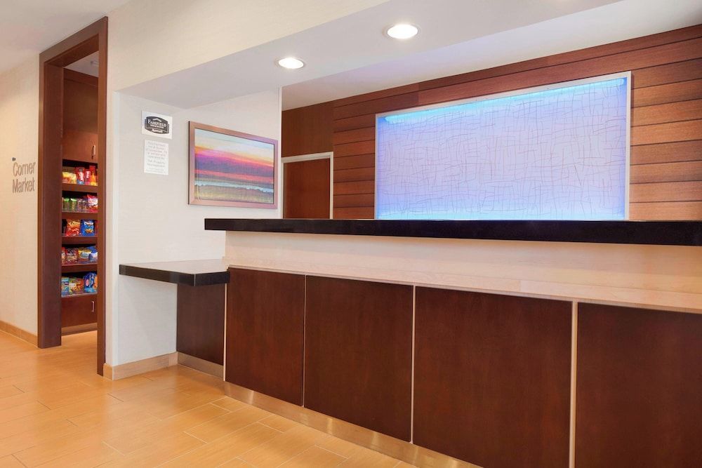 Fairfield Inn & Suites Longview 2