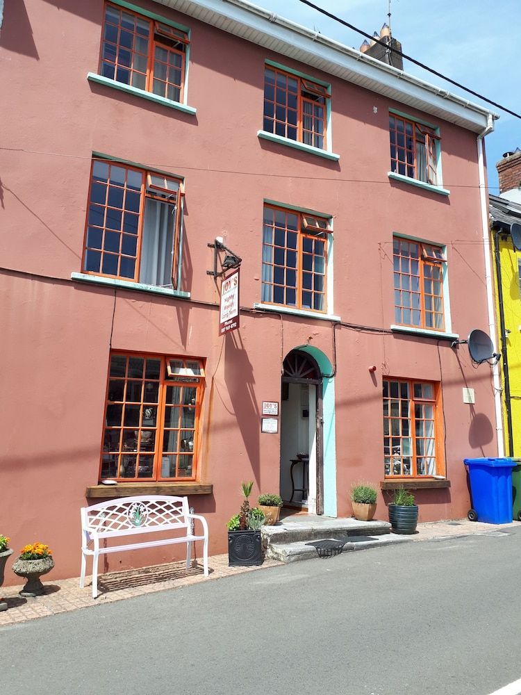 Artists House 1