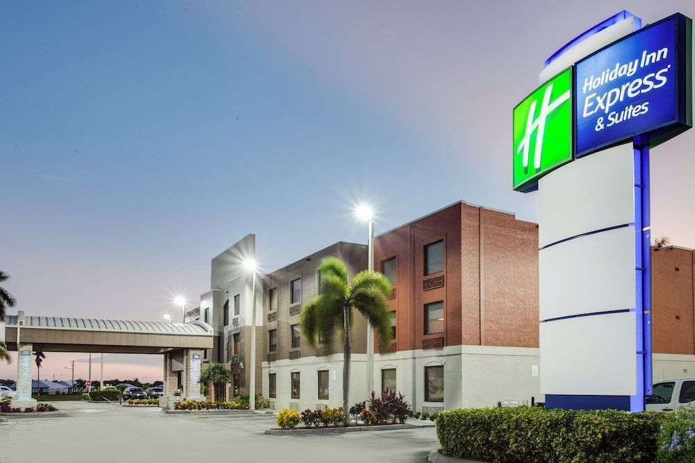 Holiday Inn Express & Suites CLEWISTON by IHG 1