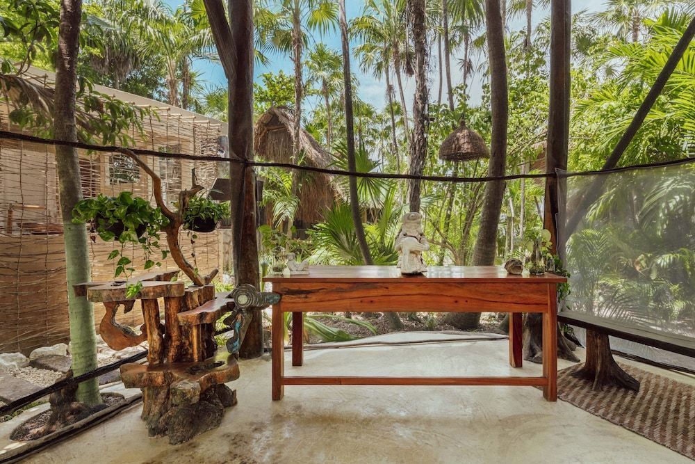 Yaxchen Tulum Cabañas & Cenote 2