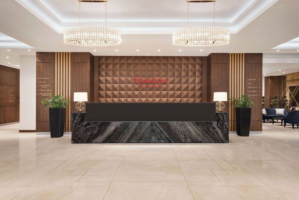 Ramada Hotel & Suites by Wyndham Yerevan 2