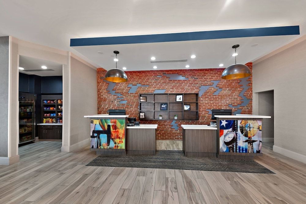 Four Points by Sheraton Plano 2