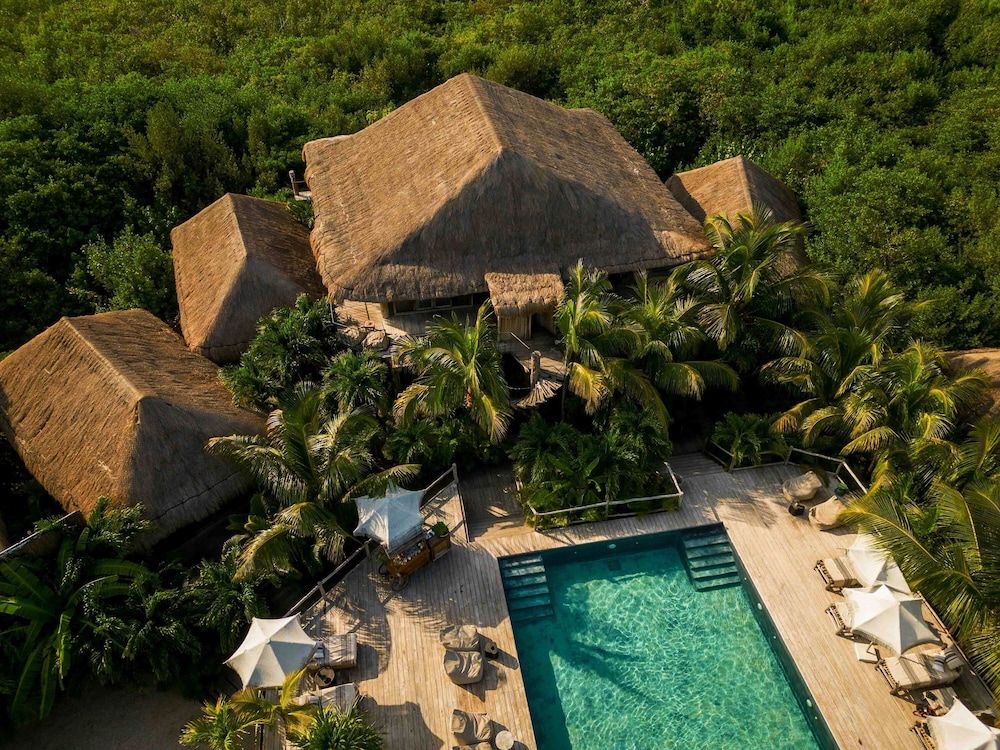 Radhoo Tulum 1