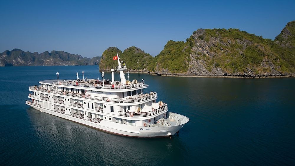 Paradise Elegance Cruise Halong 1