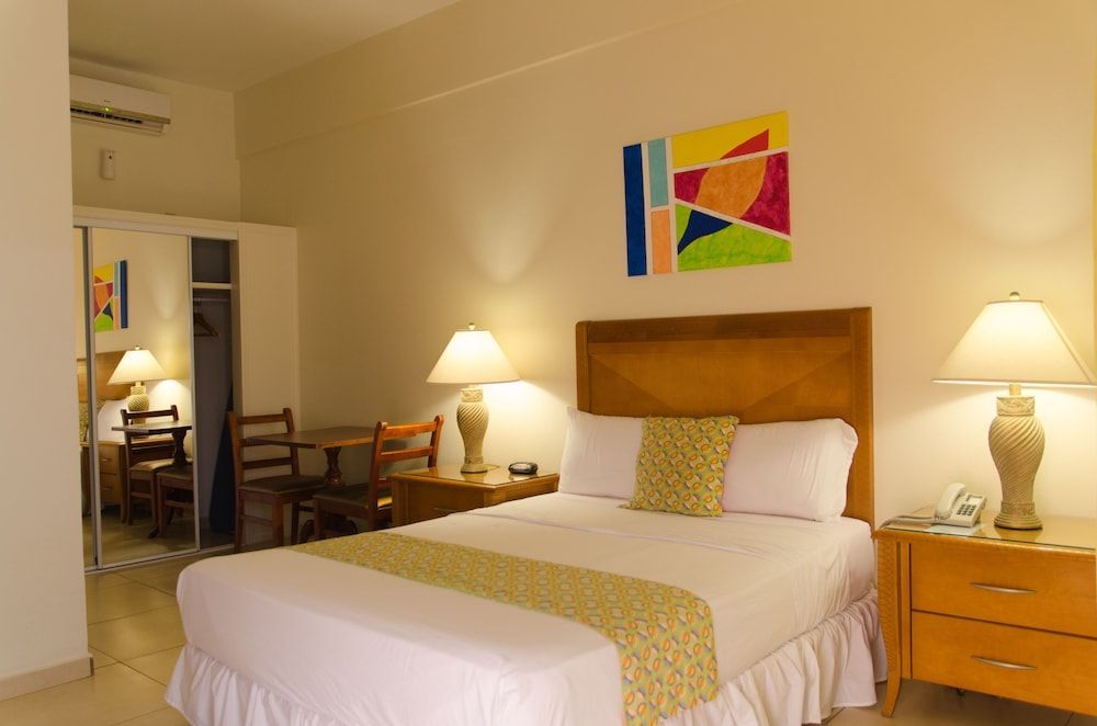 Alicia's Inn 1