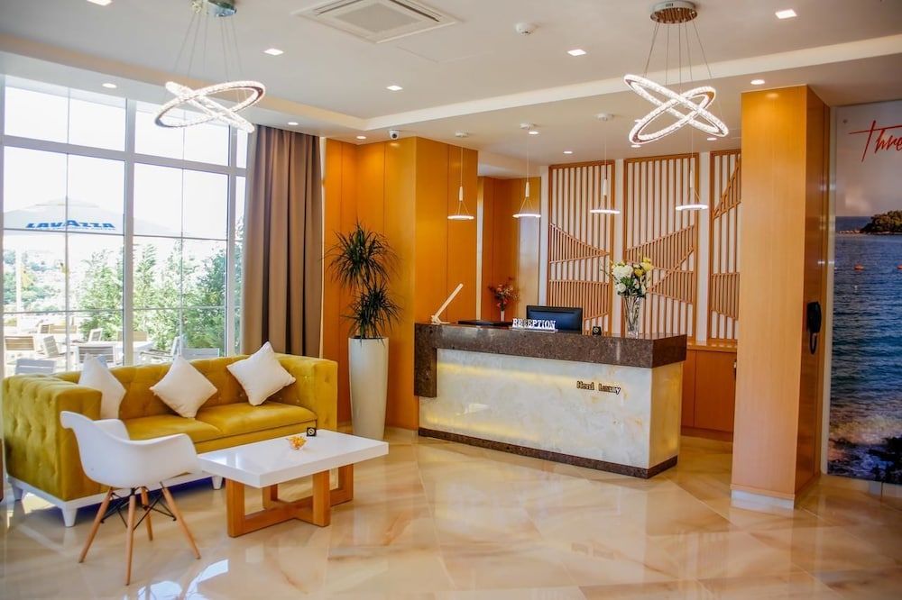 Hotel Luxury 2