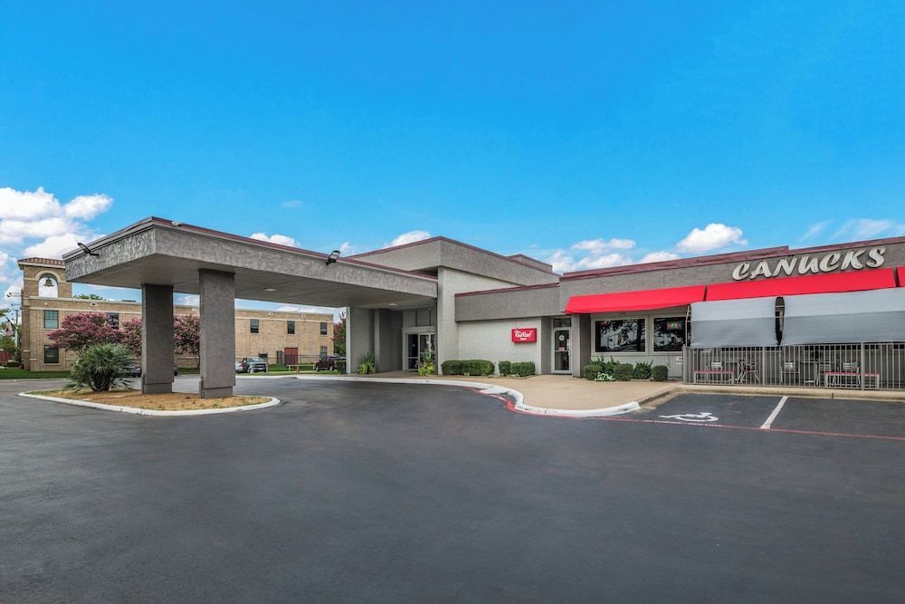 Red Roof Inn Lewisville 1
