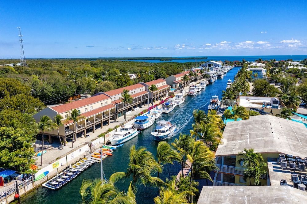 Waterside Suites and Marina 1