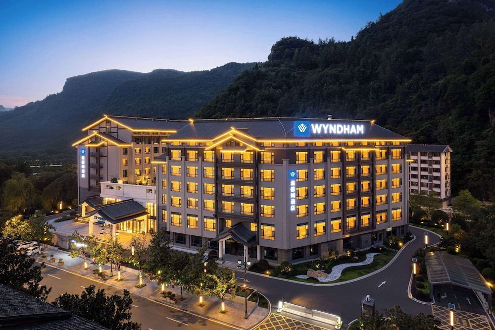 Wyndham Zhangjiajie Wulingyuan 1