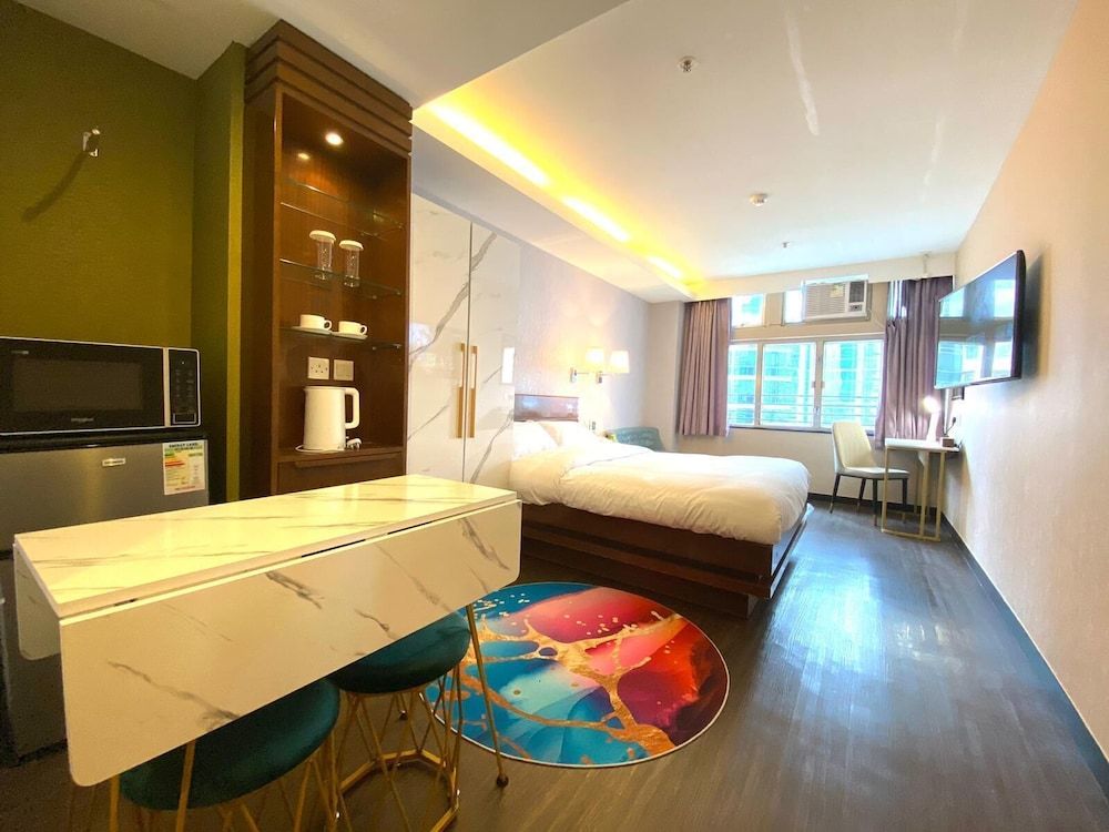 Sunny Day Hotel 1