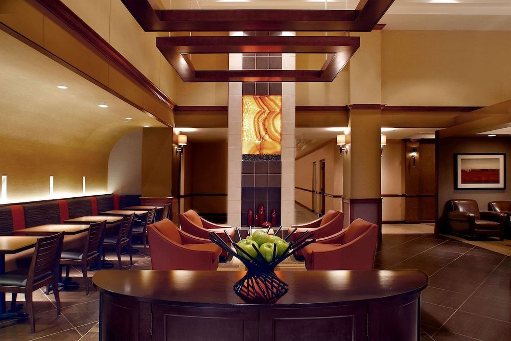 Hyatt Place Milwaukee Airport 2