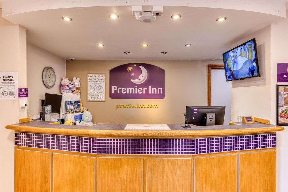 Premier Inn Birmingham Central Hagley Road 2
