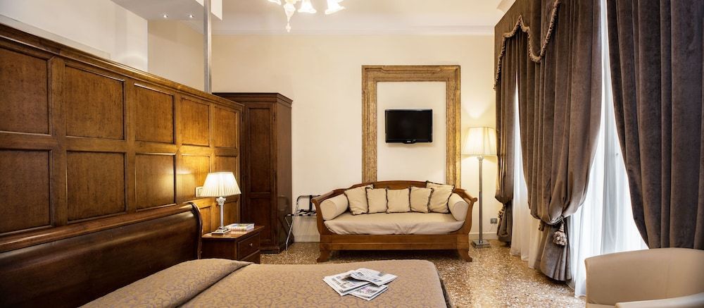 Hotel Dell'Opera 1