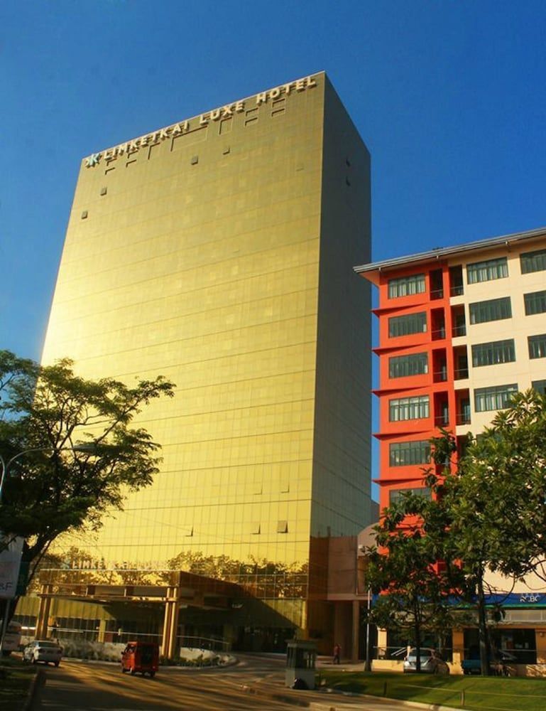 Limketkai Luxe Hotel 1