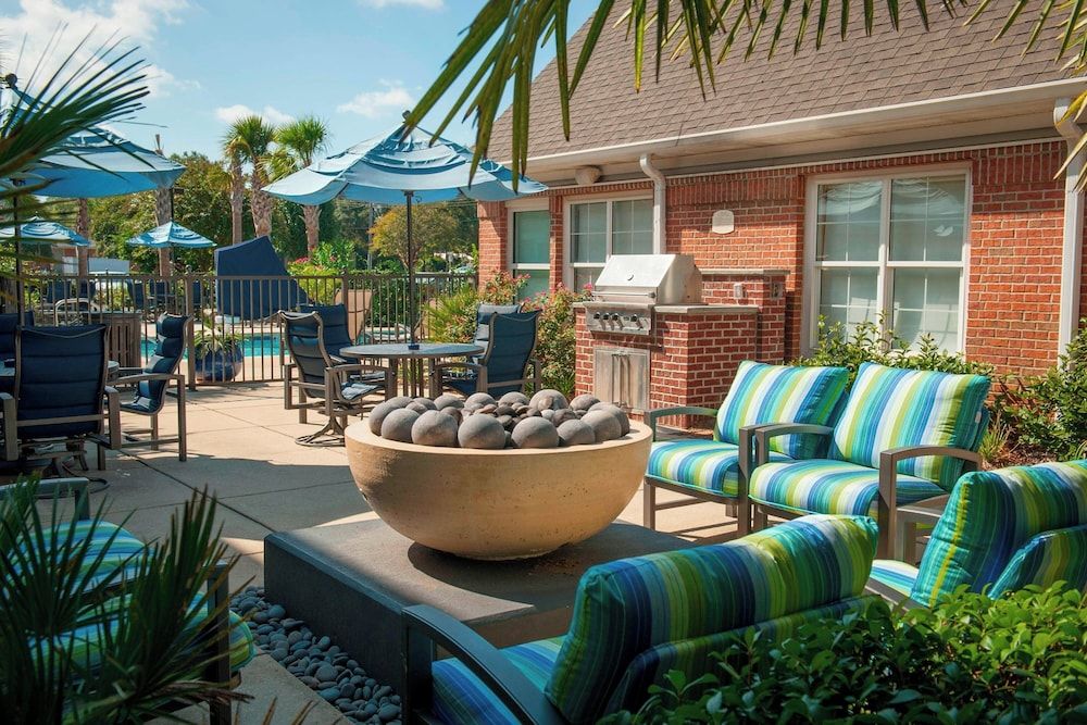 Residence Inn by Marriott Pensacola Downtown 1