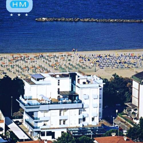 Hotel Mirage 2
