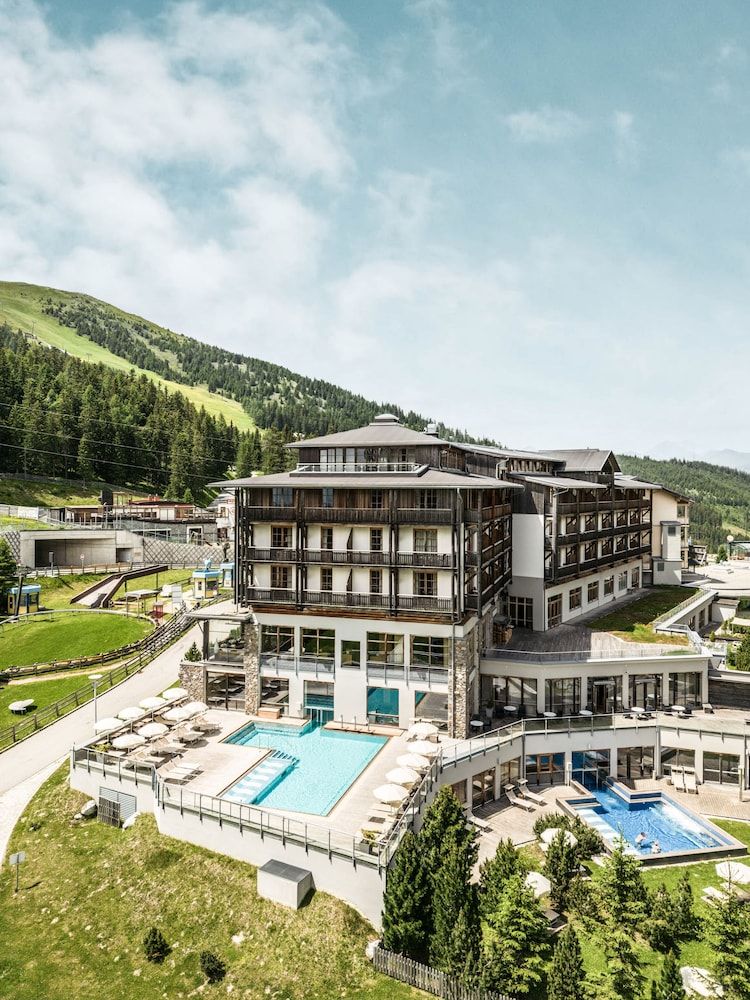 Falkensteiner Hotel Cristallo l 4 Star Superior 1