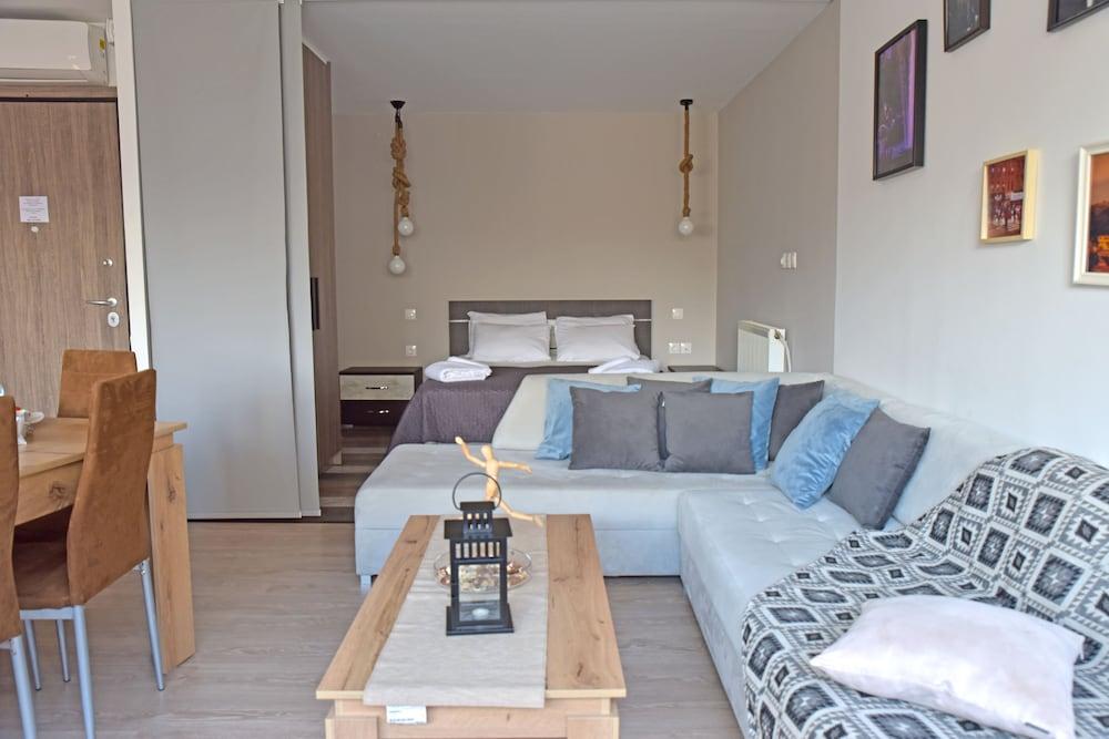 Supreme Comfort by Athens Stay 2