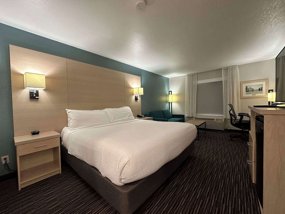 Best Western Watertown 1