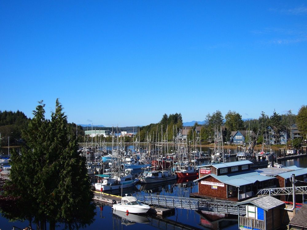 West Coast Motel on the Harbour 1