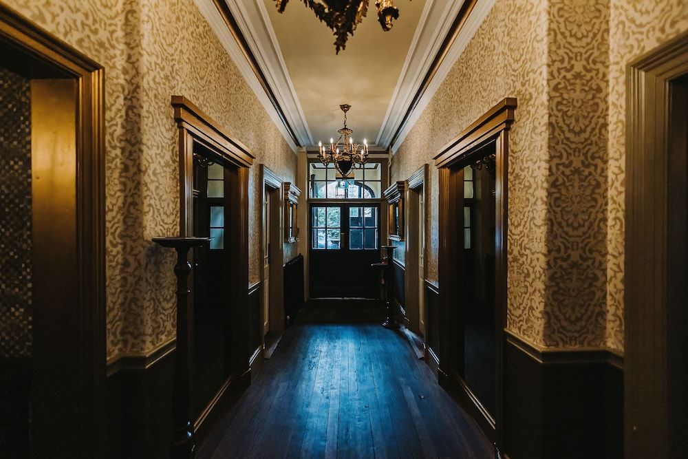 Brook Hall Hotel 2