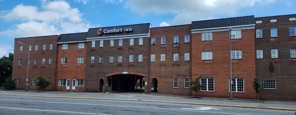 Comfort Inn Ballston 1