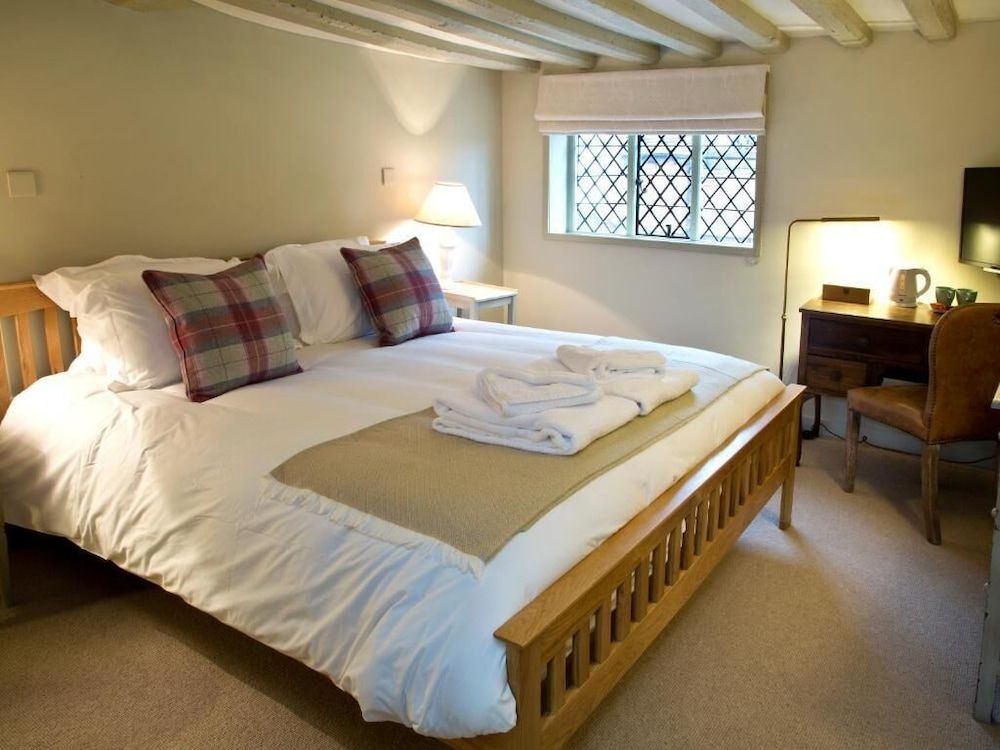 The Bear Inn 2