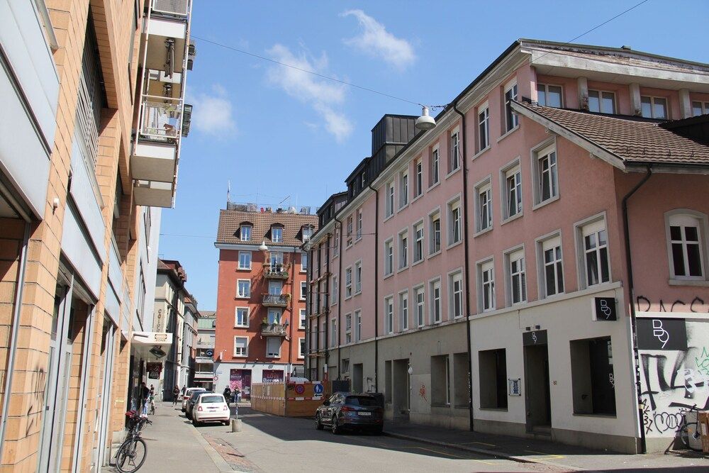 Stay2Night City Center Hostel 1
