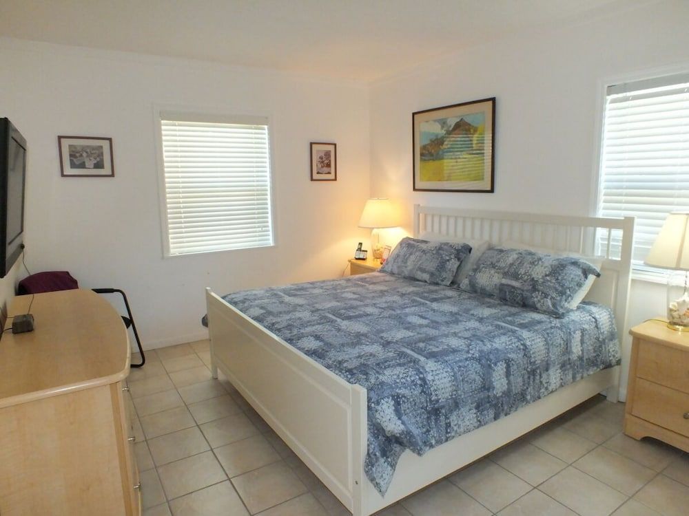 Holiday Isle Yacht Club 2