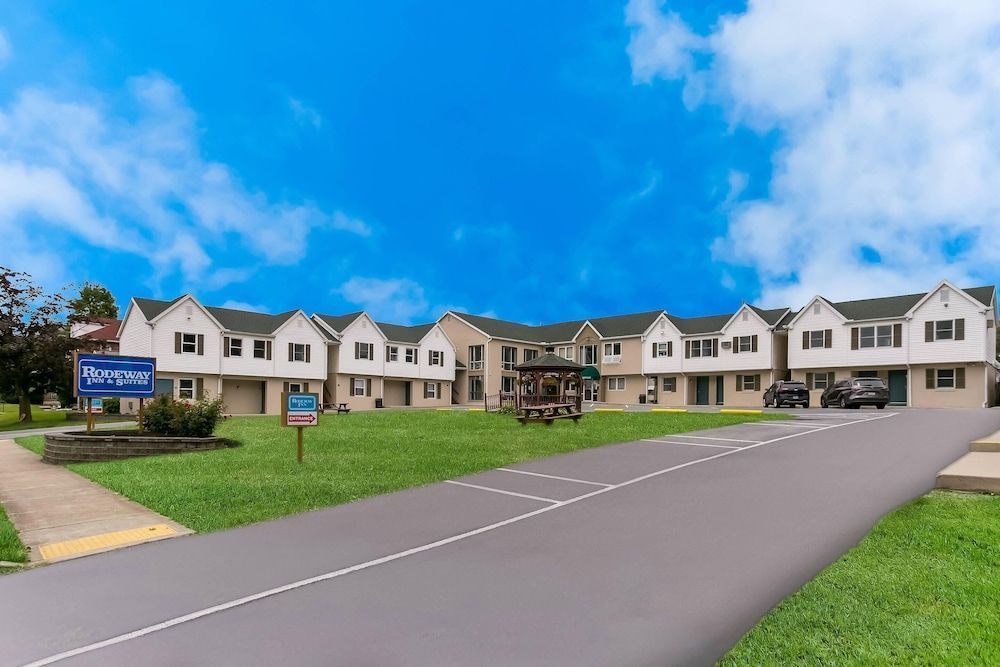 Rodeway Inn & Suites Hershey Chocolate Avenue 1