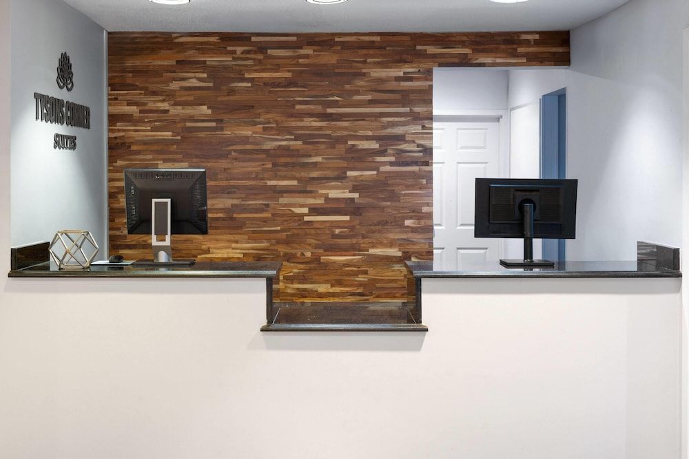 Tysons Corner Suites, A Baymont by Wyndham 1