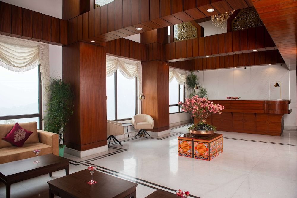 Ramada by Wyndham Gangtok Hotel & Casino Golden 2