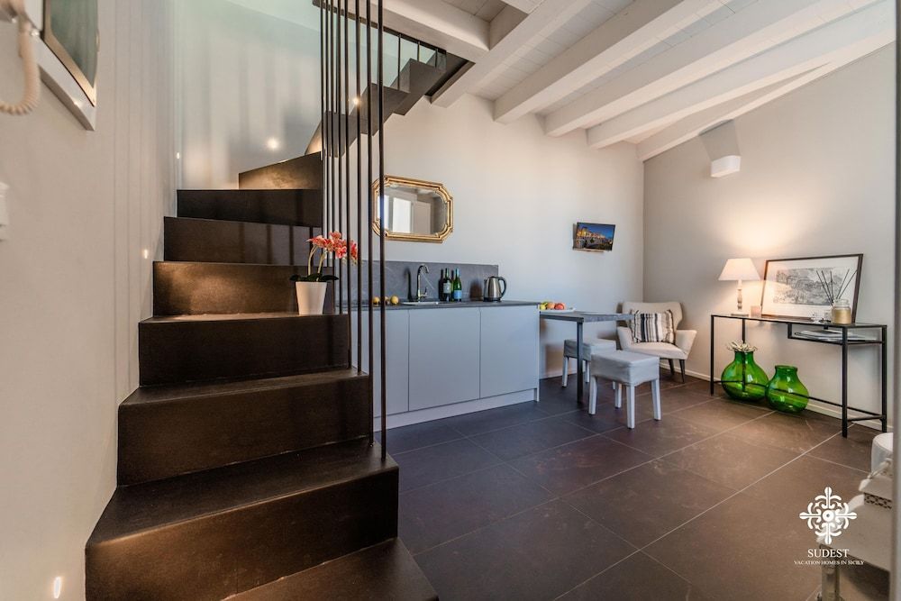 Ortigia Charming Suite 1
