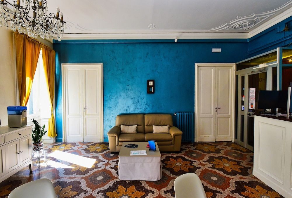 Hotel Suisse 2
