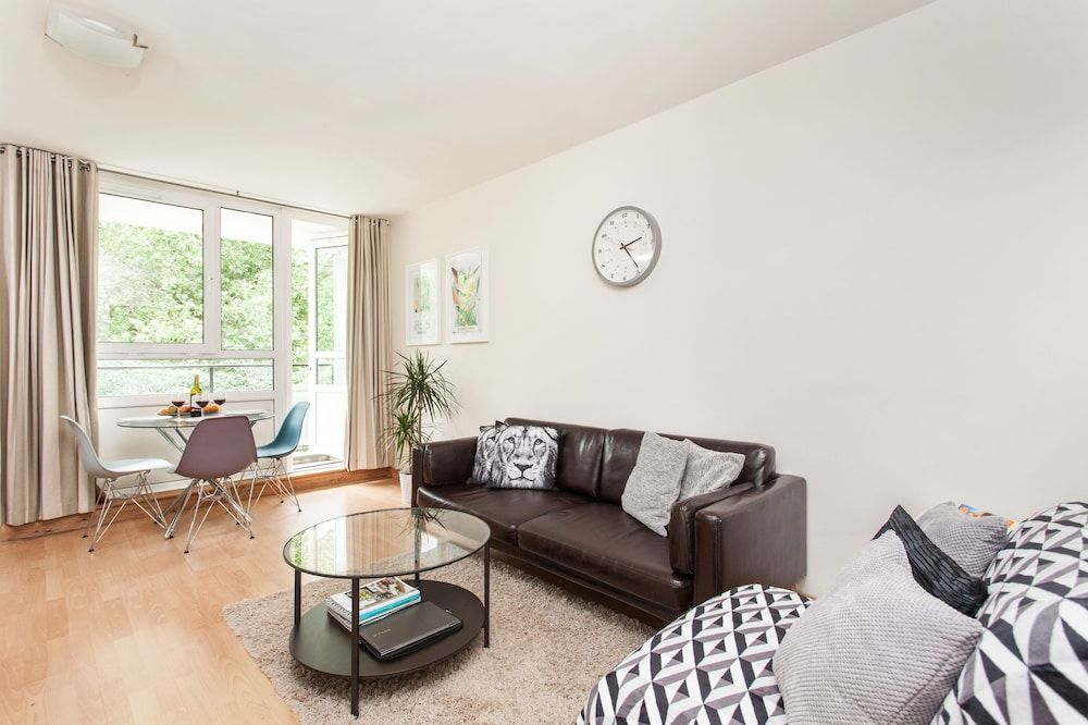 Regents Park & Euston 1 Bedroom Apartment 1