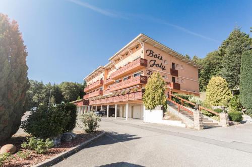 Hôtel-Restaurant Bois Joly 2