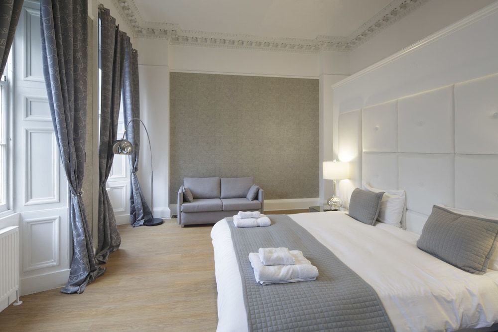 Hanover 71 Suites 1