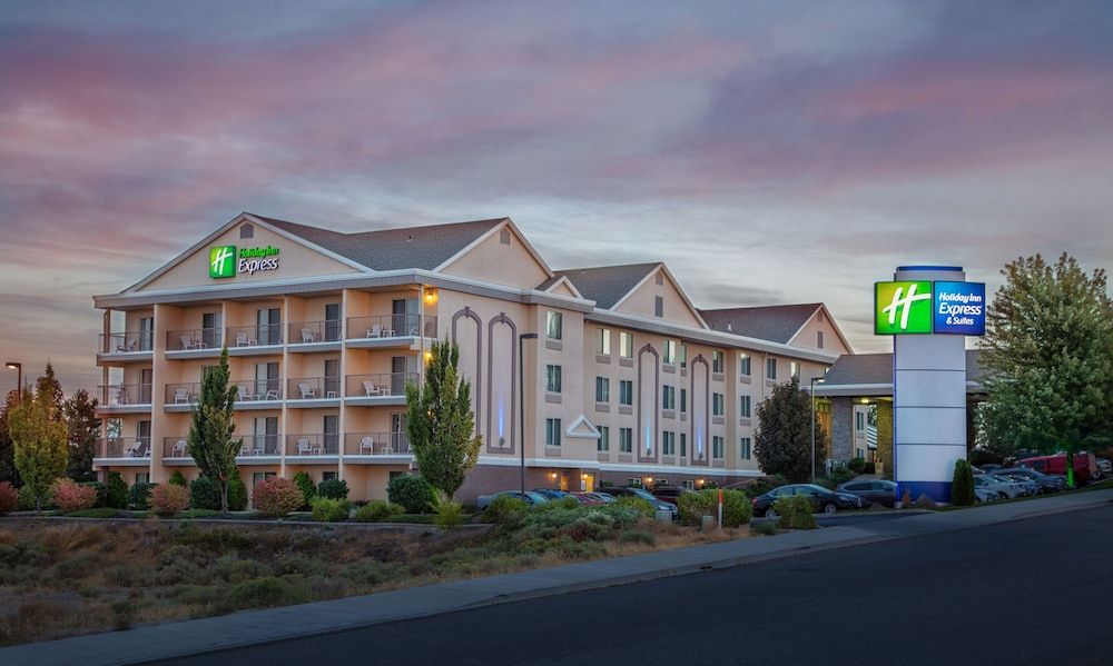 Holiday Inn Express & Suites RICHLAND by IHG 1