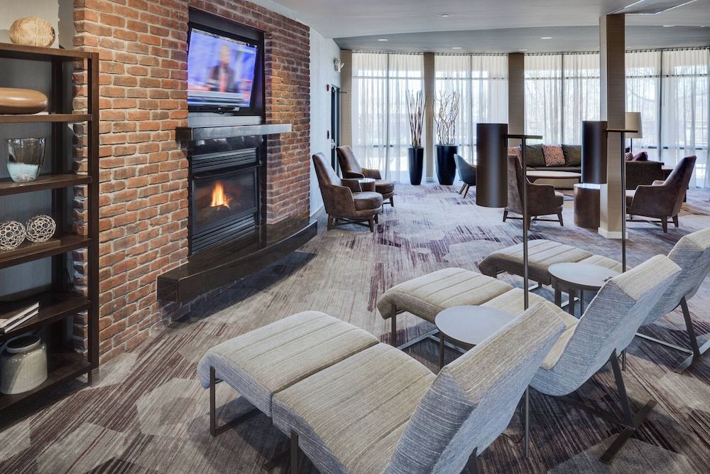 Courtyard by Marriott Providence Warwick 2