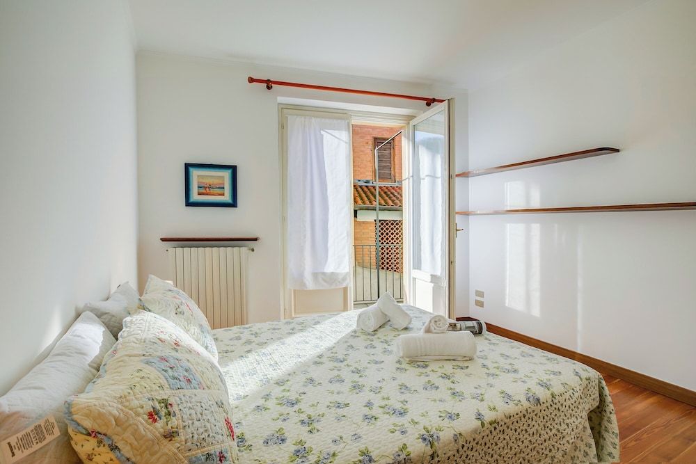 La Casa di Maddalena Stresa Centre: 2 Bed, 2 Bath, Balconies 2