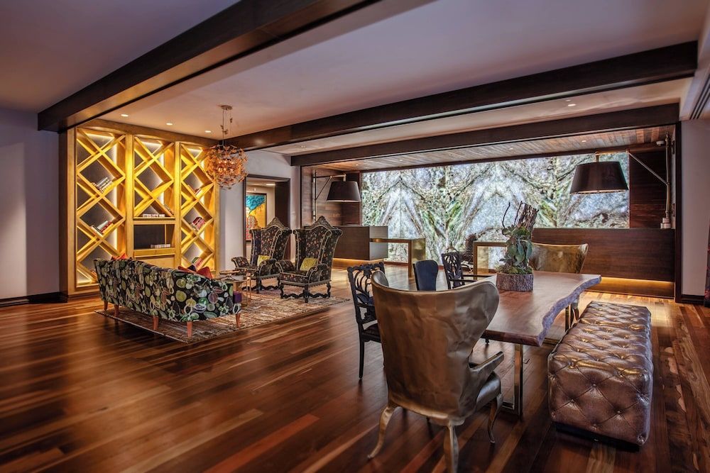 Grand Bohemian Mountain Brook, Autograph Collection 1