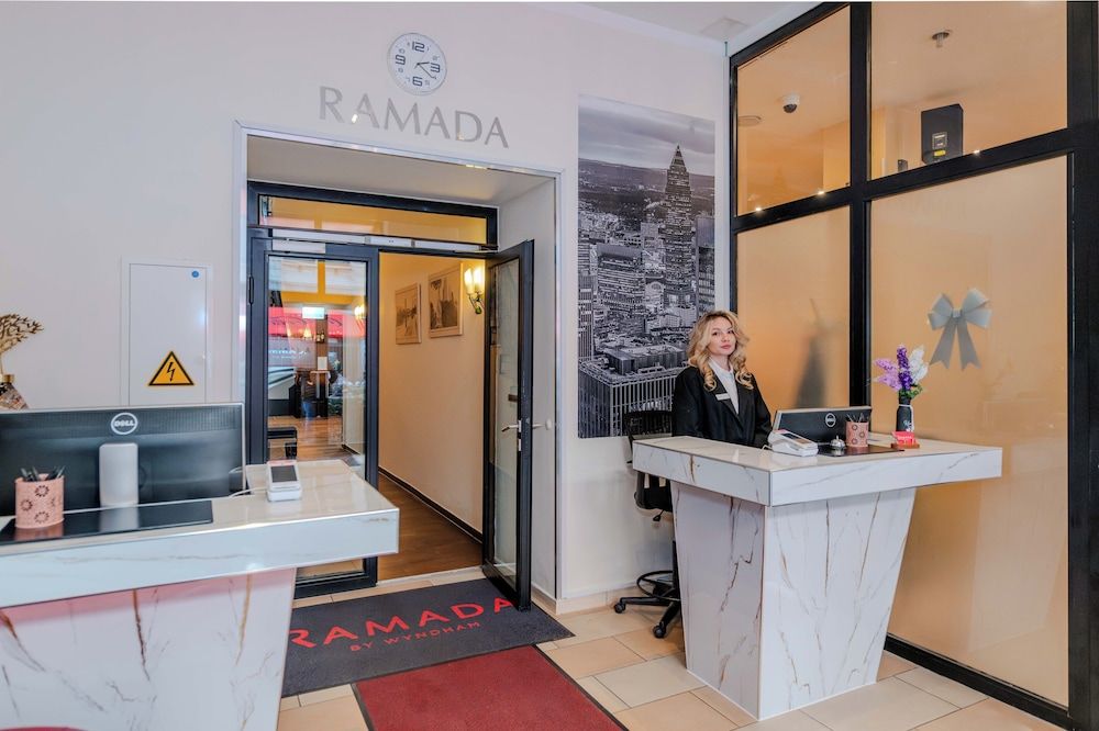 Ramada by Wyndham Frankfurt Central Station 2