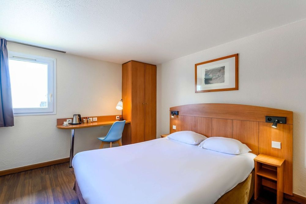 Comfort Hotel Amiens Nord 1