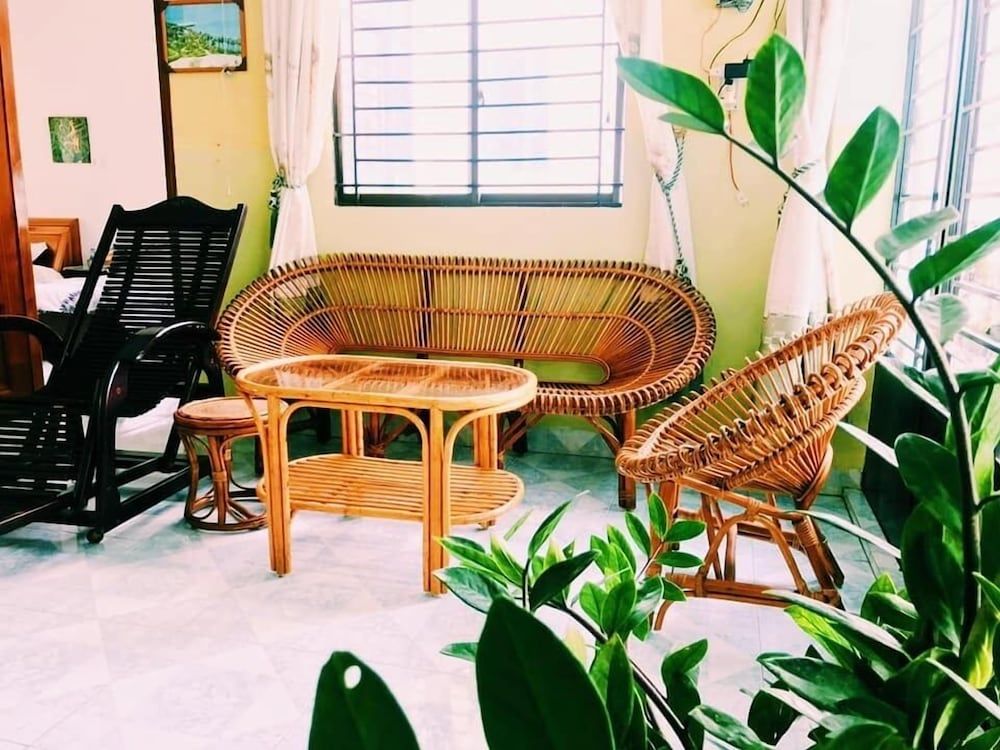 Stay House 2