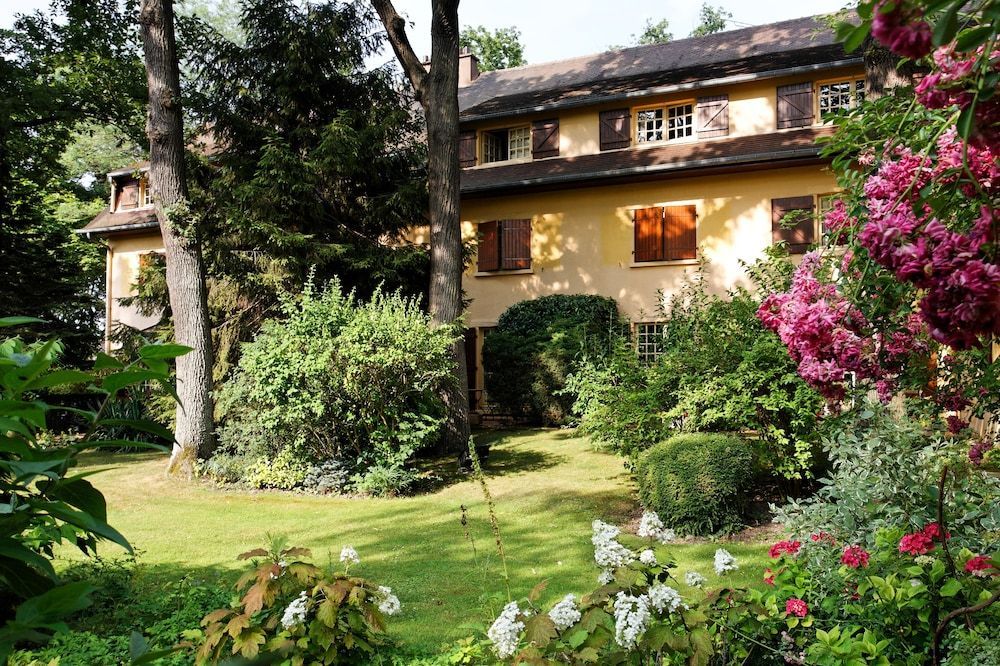 CAZAUDEHORE Hôtel Restaurant Gastronomique Terrasse et Jardins 1